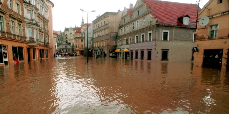 Pomóżmy powodzianom!